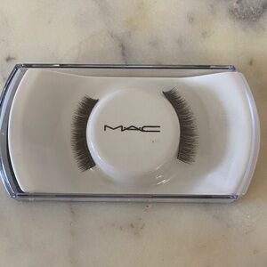 MAC Cosmetics Natural Brown False Lashes